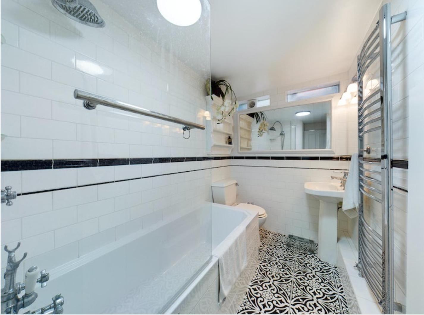 The Clapham Apartment With Private Patio Лондон Экстерьер фото
